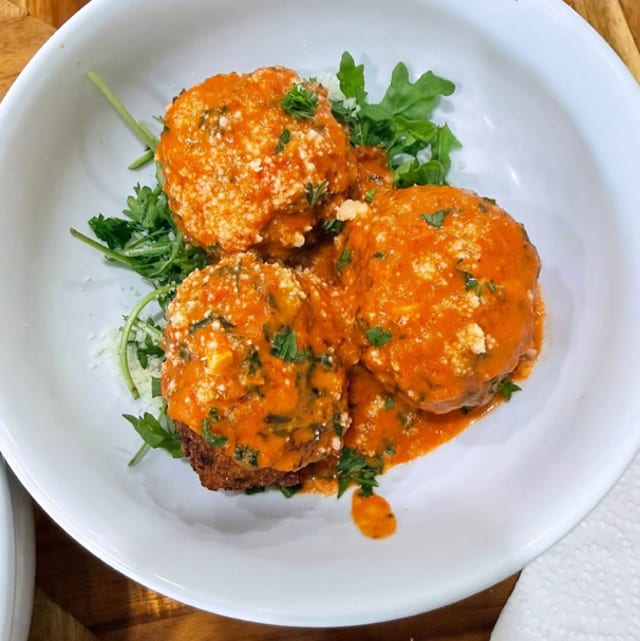 Chicken Meatballs W Vodka Sauce.